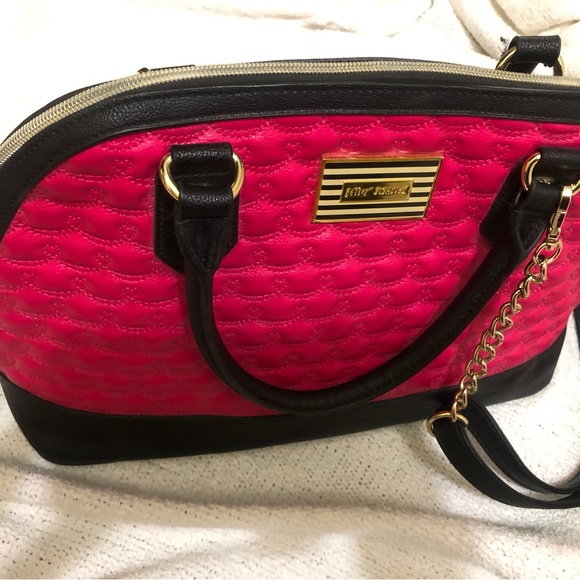 Betsy Johnson Crossbody - Picture 2 of 11